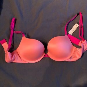 Victoria Secret - Very Sexy Padded Demi Bra (32B)